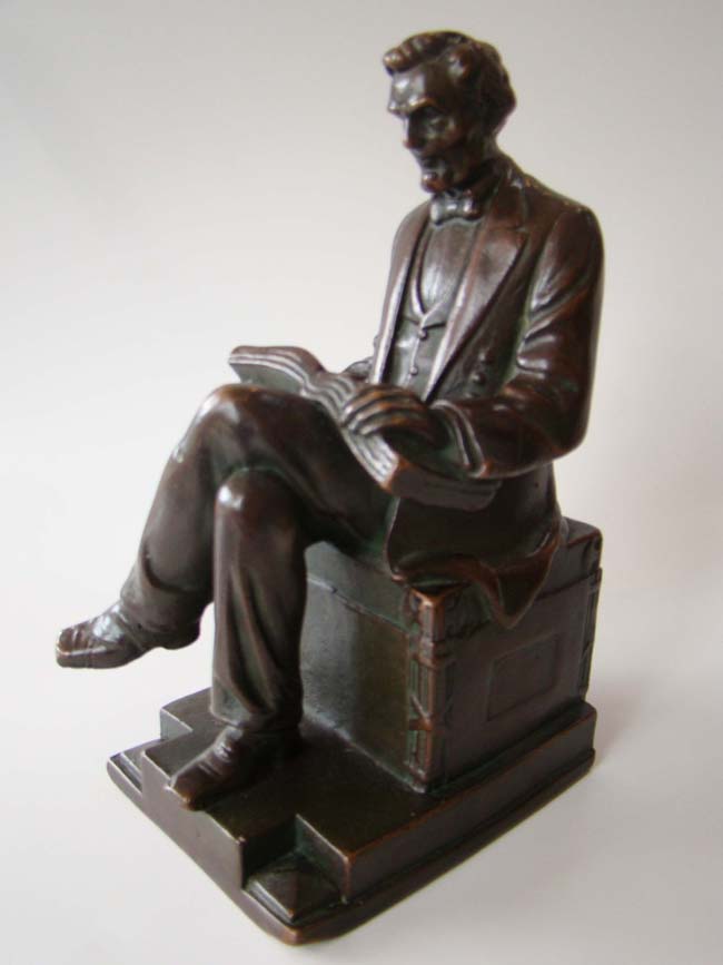 A large and fine pair of Abraham Lincoln bookends made by the Pompeian Bronze Company circa 1925 — image 3